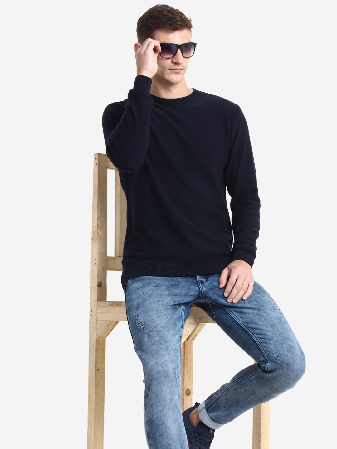 Men Solid Navy Pullover